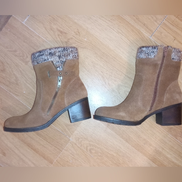 Pure Sole Beige Boots Size 8M - Picture 1 of 9